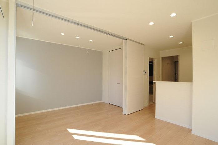 ﾘﾋﾞﾝｸﾞﾀﾞｲﾆﾝｸﾞｷｯﾁﾝ