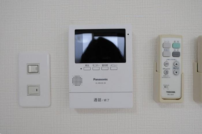 モニタ付インターホン