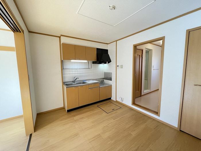 ﾀﾞｲﾆﾝｸﾞｷｯﾁﾝ