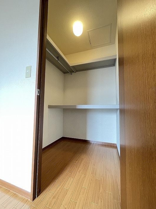 ｳｫｰｸｲﾝｸﾛｰｾﾞｯﾄ