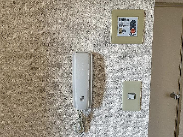モニタ付インターホン
