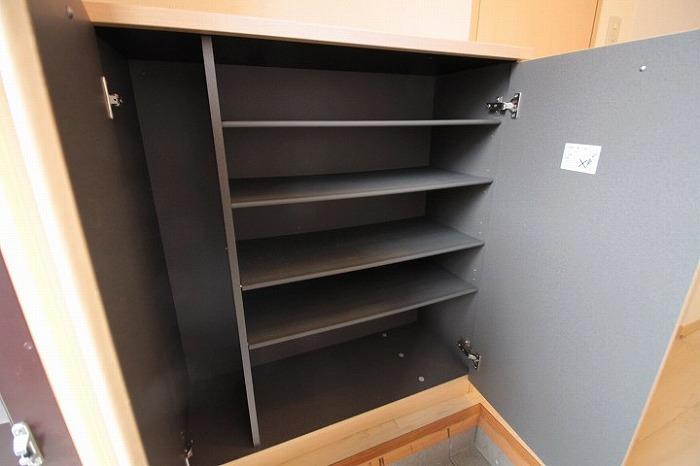 シューズボックス