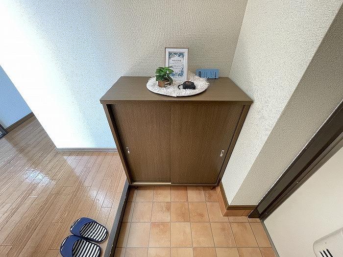 シューズボックス