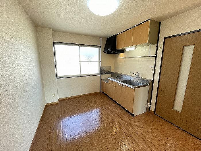 ﾀﾞｲﾆﾝｸﾞｷｯﾁﾝ