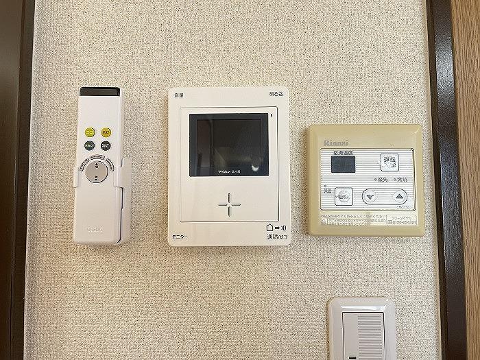 モニタ付インターホン