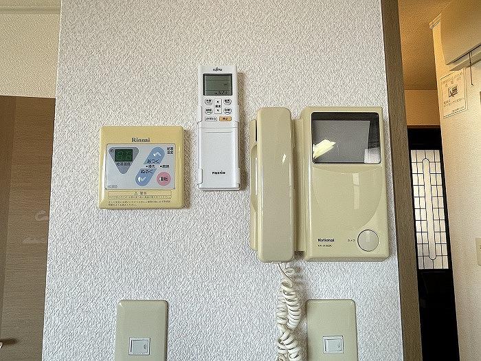 モニタ付インターホン
