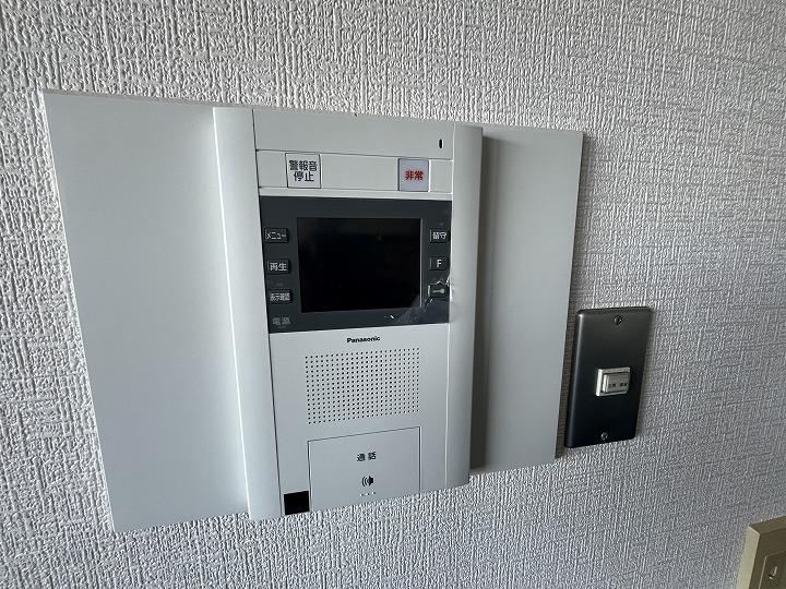 モニタ付インターホン