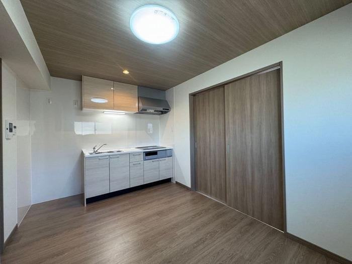 ﾀﾞｲﾆﾝｸﾞｷｯﾁﾝ