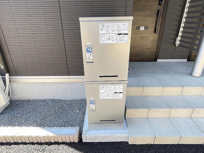 宅配ボックス