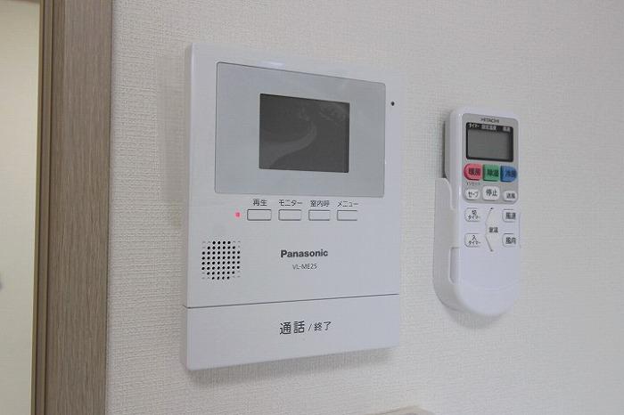 モニタ付インターホン
