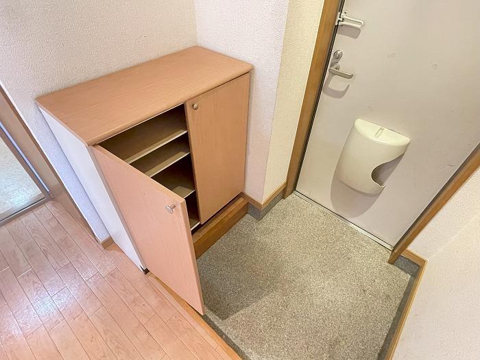 シューズボックス