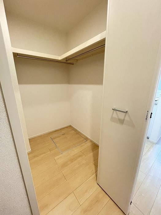 ｳｫｰｸｲﾝｸﾛｰｾﾞｯﾄ