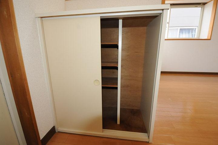 シューズボックス