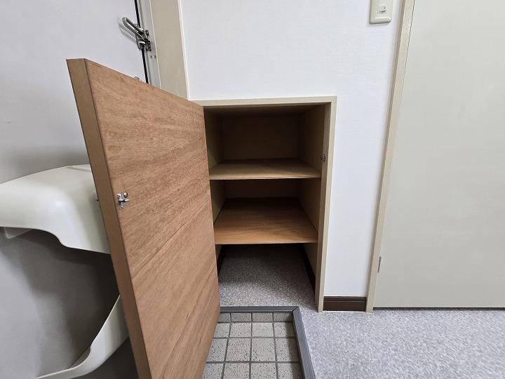 シューズボックス