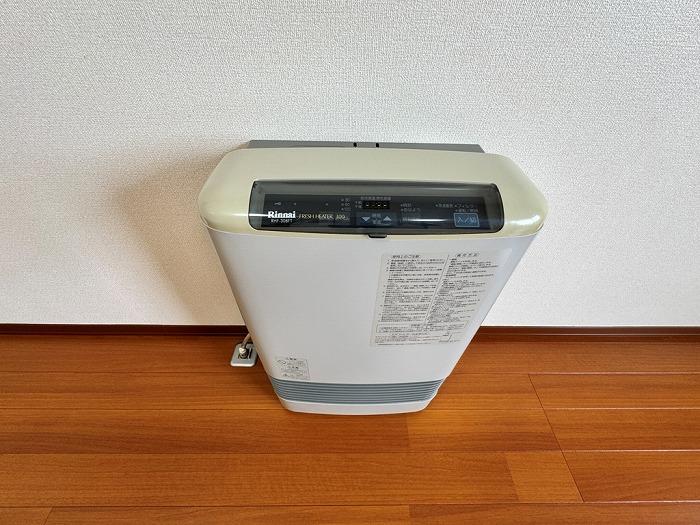 ガスファンヒーター