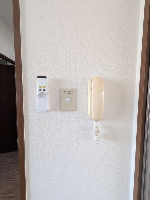 インターホン