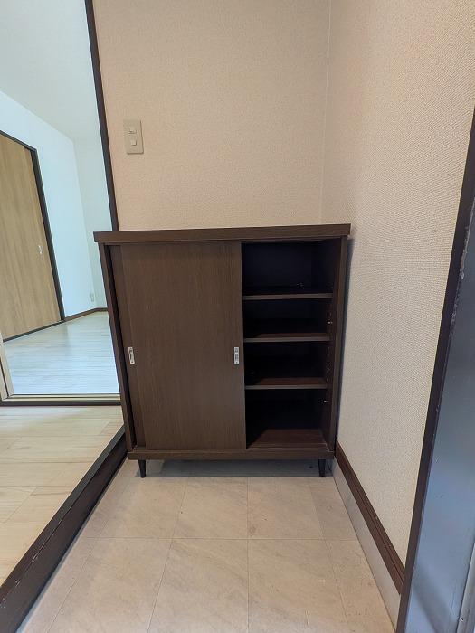 シューズボックス