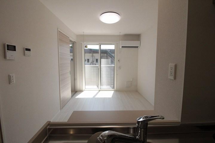 ﾘﾋﾞﾝｸﾞﾀﾞｲﾆﾝｸﾞｷｯﾁﾝ