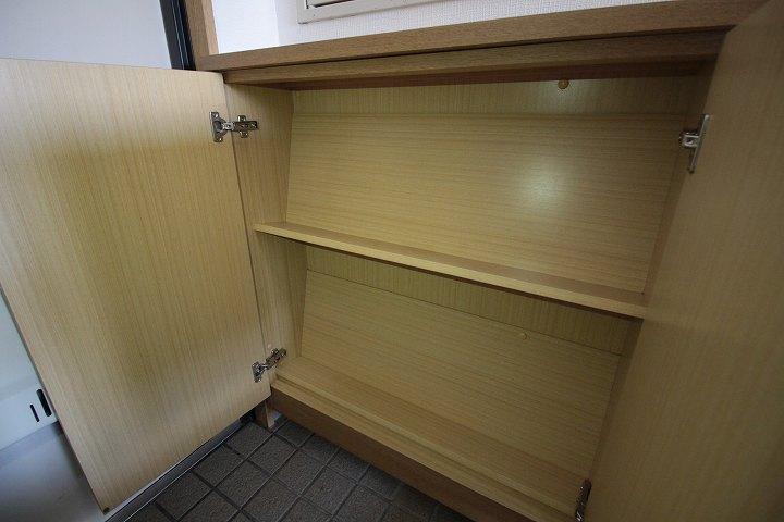 シューズボックス