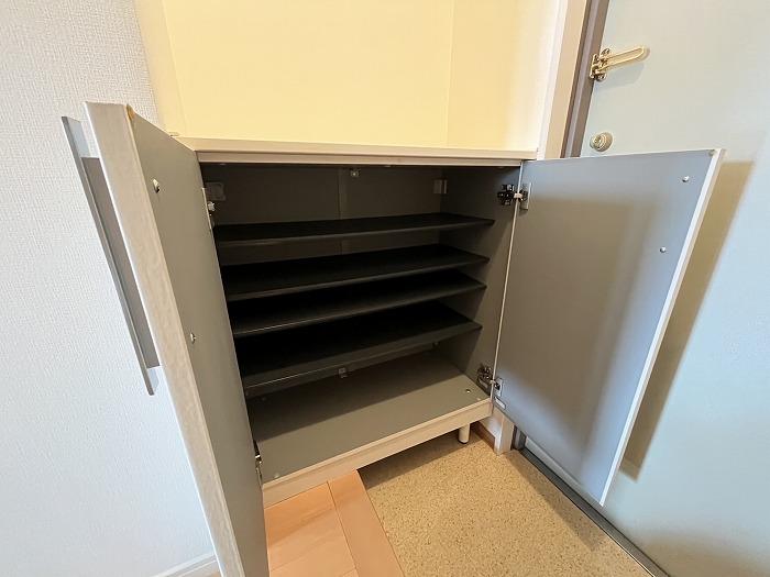 シューズボックス