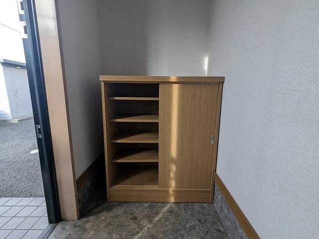 シューズボックス