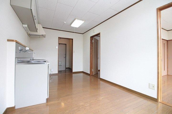 ﾀﾞｲﾆﾝｸﾞｷｯﾁﾝ