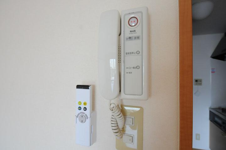インターホン