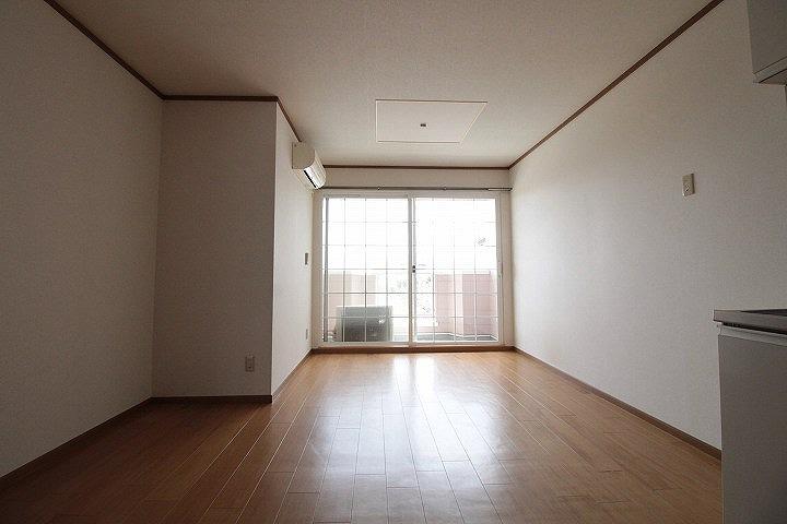 ﾘﾋﾞﾝｸﾞﾀﾞｲﾆﾝｸﾞｷｯﾁﾝ