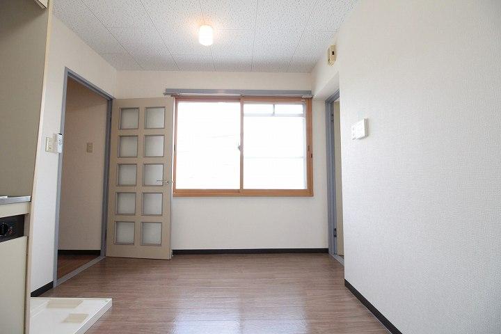 ﾀﾞｲﾆﾝｸﾞｷｯﾁﾝ