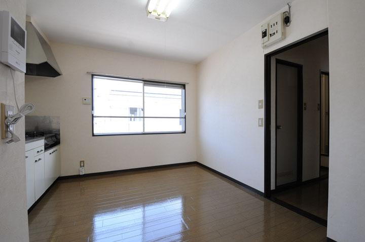 ﾀﾞｲﾆﾝｸﾞｷｯﾁﾝ