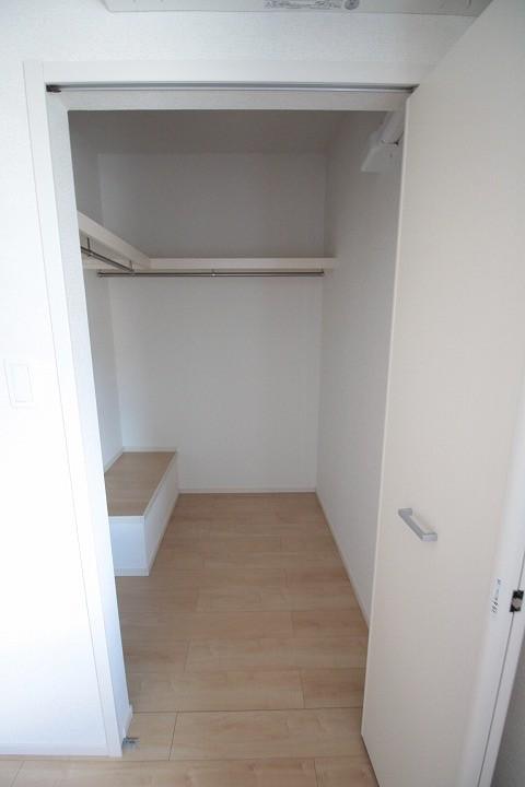 ｳｫｰｸｲﾝｸﾛｰｾﾞｯﾄ