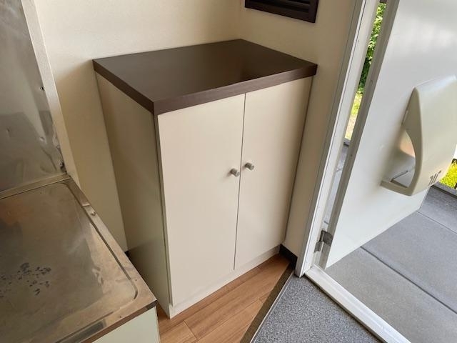 シューズボックス