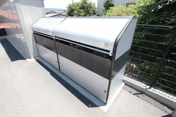 ごみ集積場