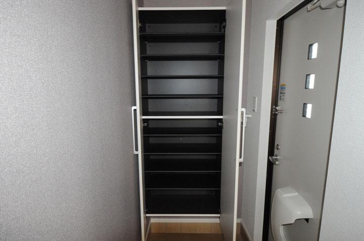 シューズボックス