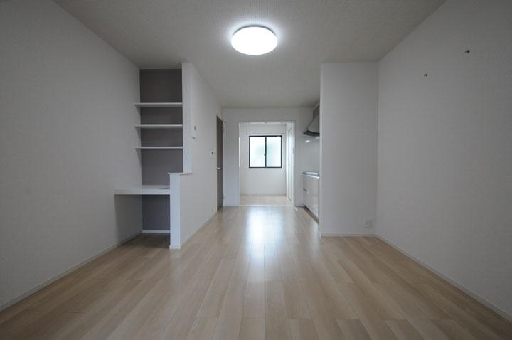 ﾘﾋﾞﾝｸﾞﾀﾞｲﾆﾝｸﾞｷｯﾁﾝ