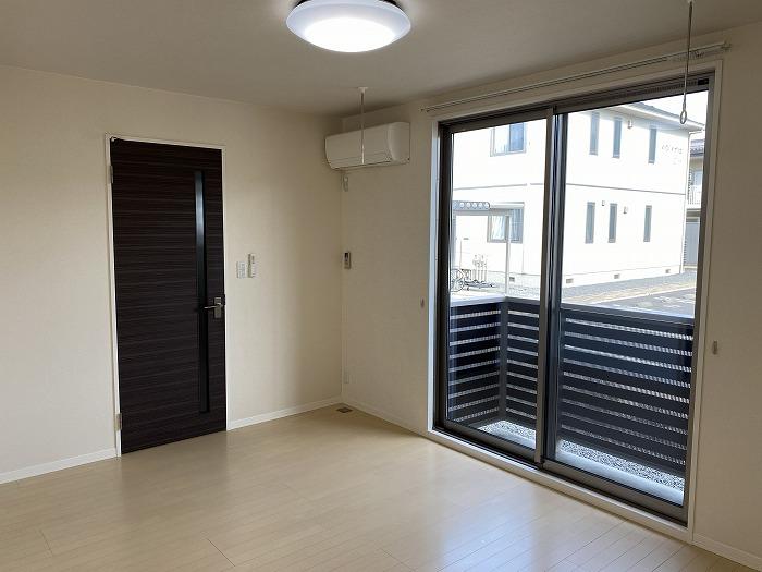 ﾘﾋﾞﾝｸﾞﾀﾞｲﾆﾝｸﾞｷｯﾁﾝ