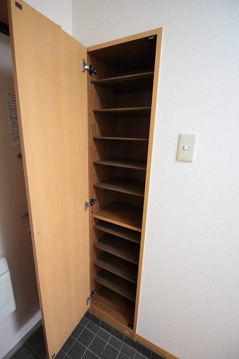 シューズボックス