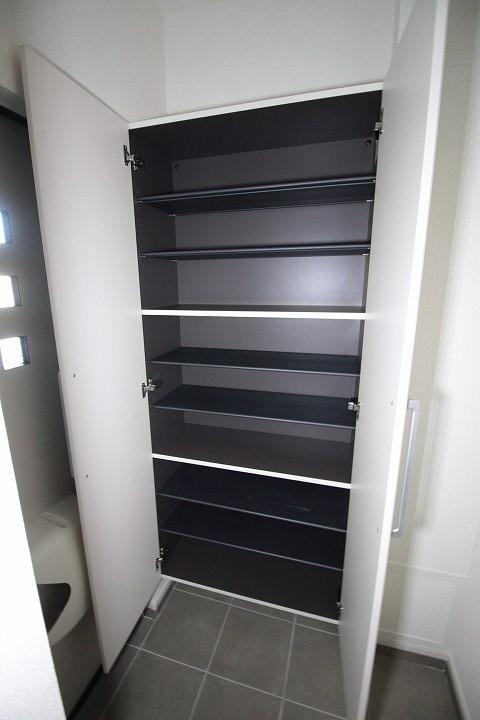 シューズボックス