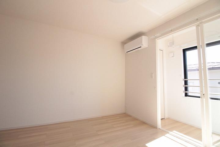 ﾘﾋﾞﾝｸﾞﾀﾞｲﾆﾝｸﾞｷｯﾁﾝ