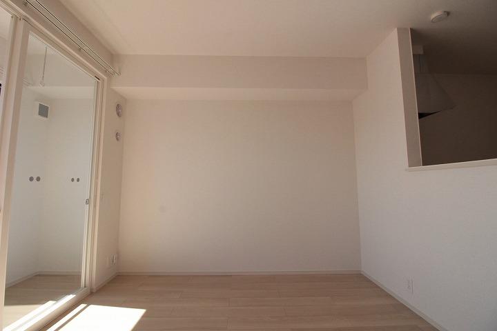 ﾘﾋﾞﾝｸﾞﾀﾞｲﾆﾝｸﾞｷｯﾁﾝ