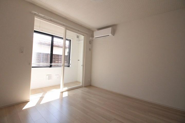 ﾘﾋﾞﾝｸﾞﾀﾞｲﾆﾝｸﾞｷｯﾁﾝ