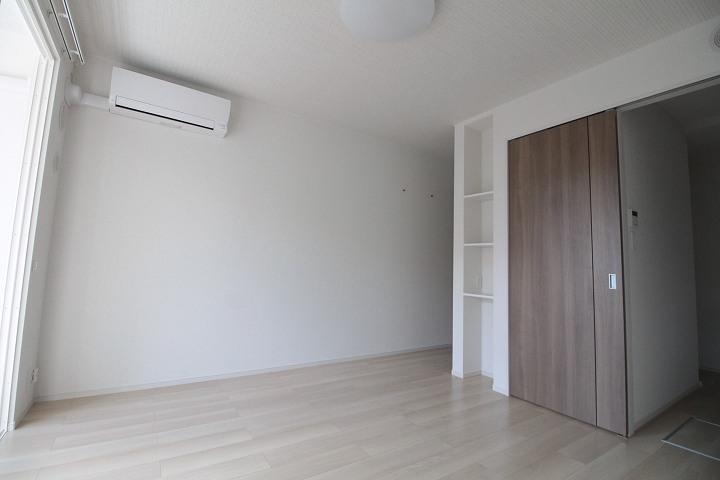 ﾘﾋﾞﾝｸﾞﾀﾞｲﾆﾝｸﾞｷｯﾁﾝ