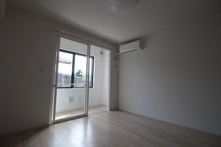 ﾘﾋﾞﾝｸﾞﾀﾞｲﾆﾝｸﾞｷｯﾁﾝ