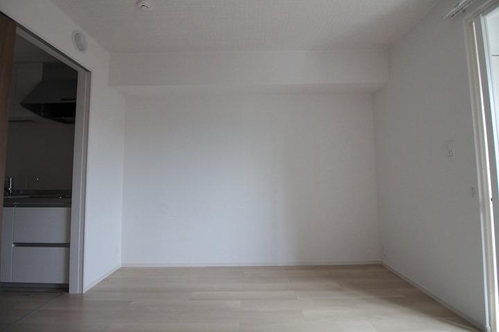 ﾘﾋﾞﾝｸﾞﾀﾞｲﾆﾝｸﾞｷｯﾁﾝ