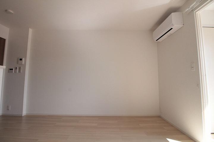 ﾘﾋﾞﾝｸﾞﾀﾞｲﾆﾝｸﾞｷｯﾁﾝ