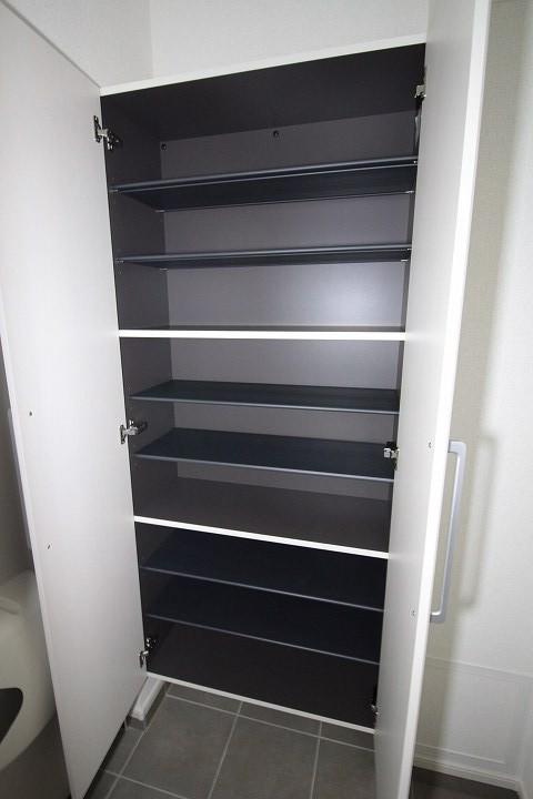 シューズボックス