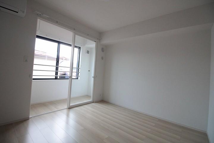 ﾘﾋﾞﾝｸﾞﾀﾞｲﾆﾝｸﾞｷｯﾁﾝ