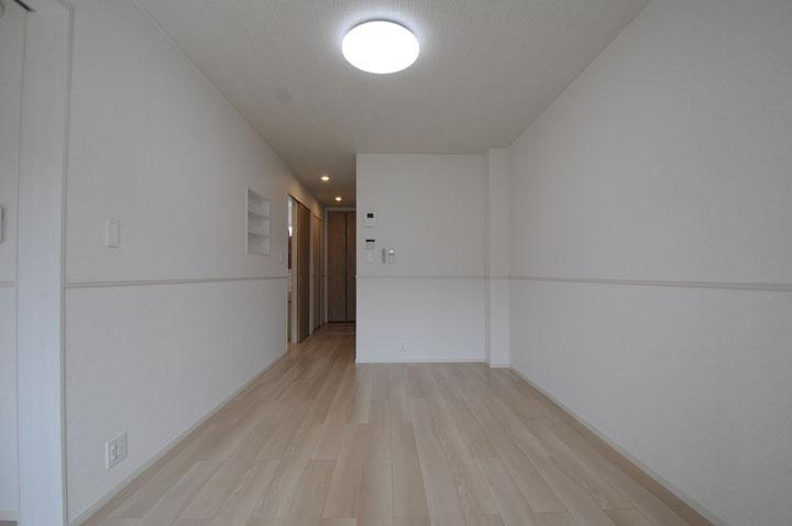 ﾘﾋﾞﾝｸﾞﾀﾞｲﾆﾝｸﾞｷｯﾁﾝ