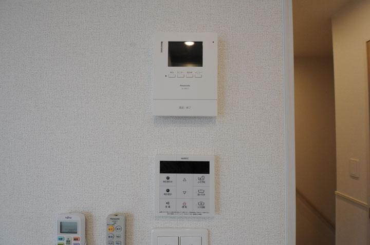 モニタ付インターホン