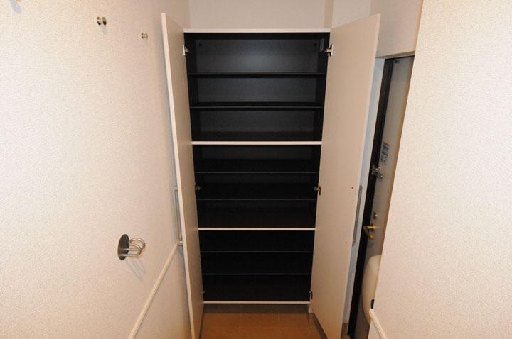 シューズボックス